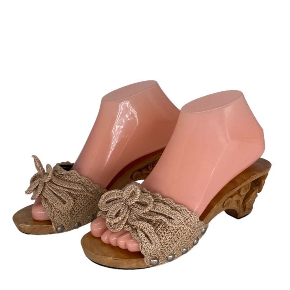 Vtg Bakya Wood Heel Slide Sandals Sz 7 Hand Carved Palm Tree Crochet Boho Mule